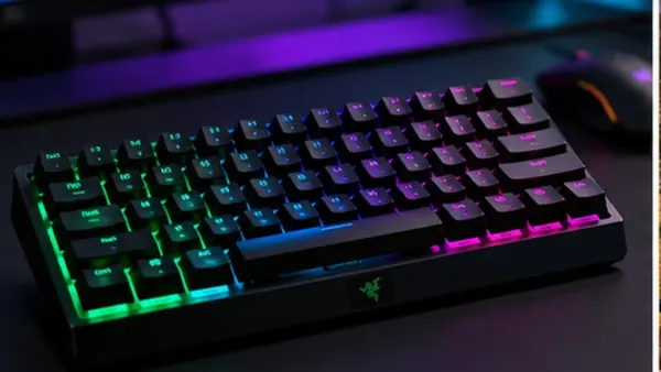 Razer Reclusa X Mini 65%: switches, hot-swap, 1000 Hz et points à connaître