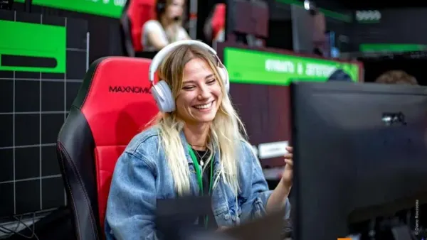 À quels jeux joue Baghera Jones ? Minecraft, Slay the Spire 2 et ses jeux marquants
