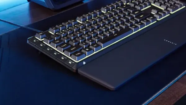 Corsair SKIFF 100 Plus : caractéristiques, silence et différences avec le SKIFF 100