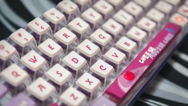 Switch Lab : testez le son de 100 switches mécaniques en 3D, gratuitement