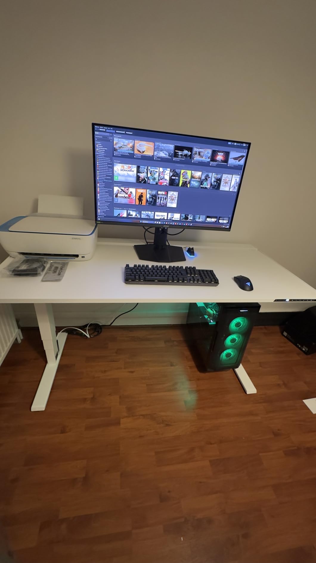 MSI MPG 322UR X24 bureau